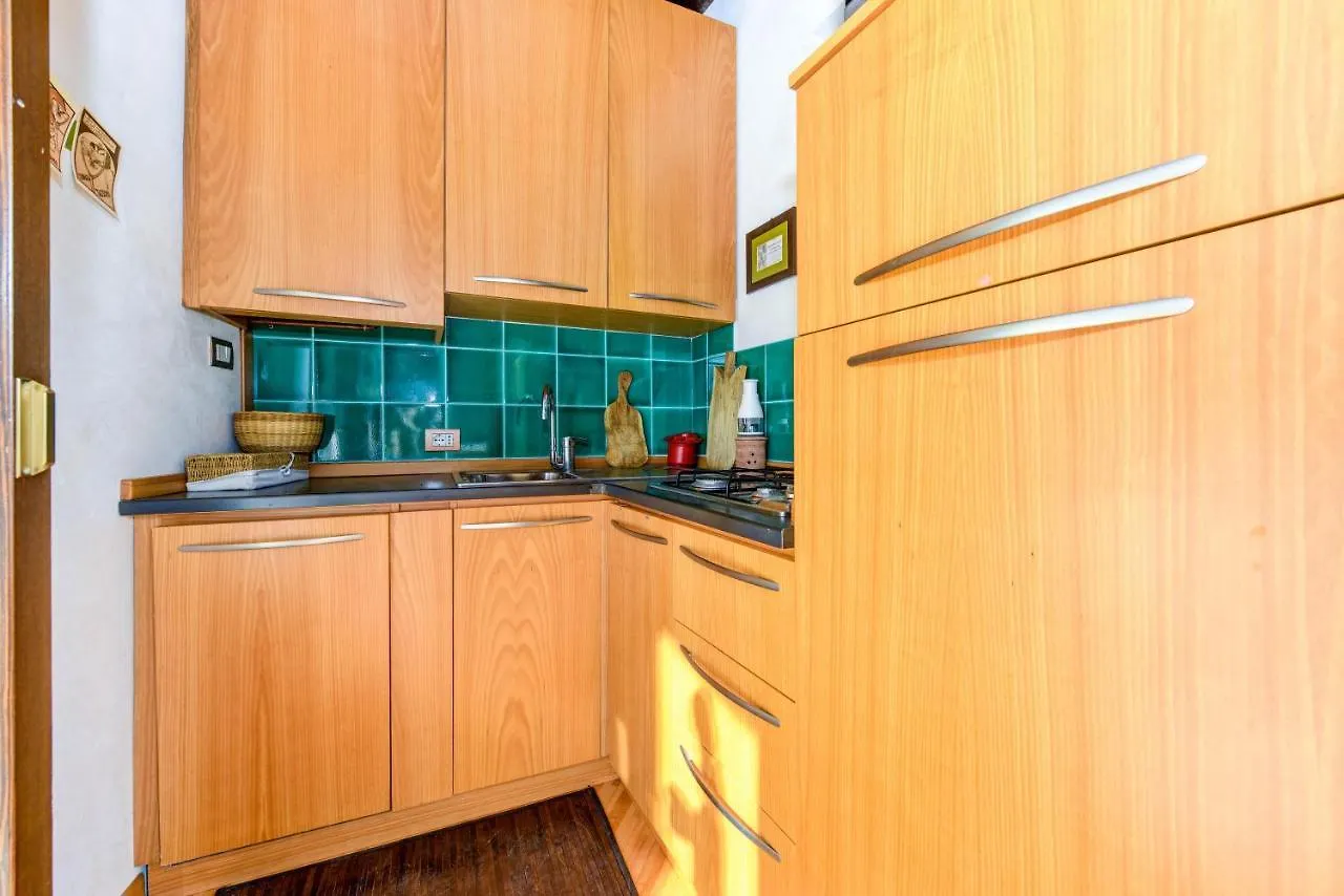 Apartment Antica Limonaia Lake View And Pool Toscolano Maderno Italy